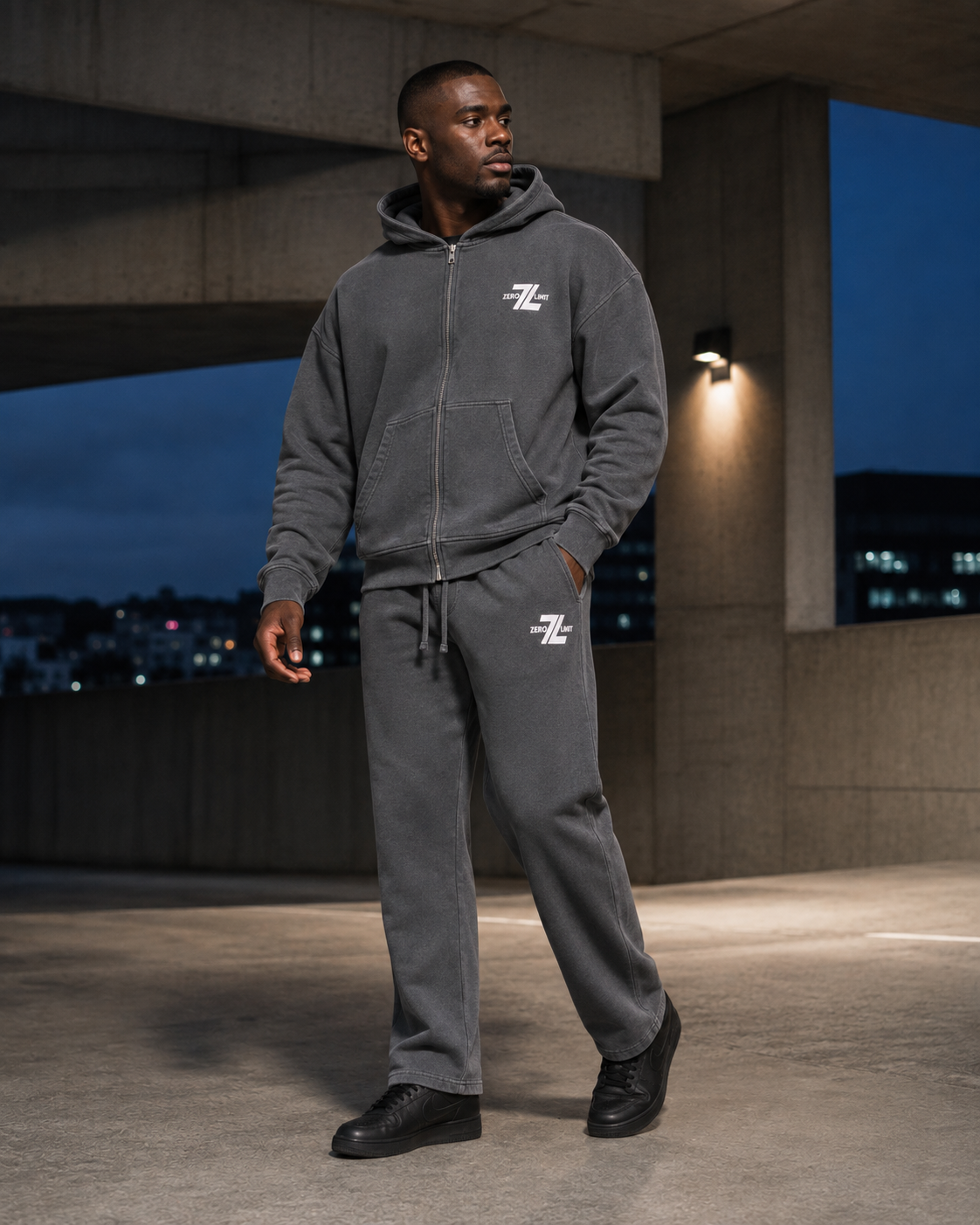 ZERO LIMIT 360 GSM Full-Zip Set Dunkelgrau – Model